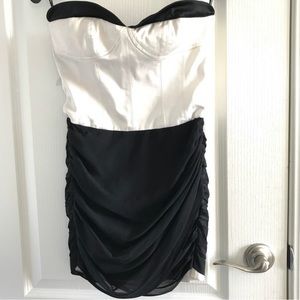 BEBE - BUSTIER RUCHED MINI TUBE DRESS